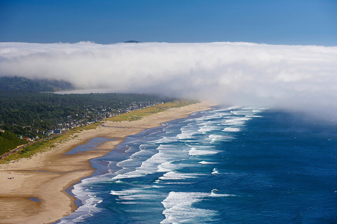 Blick auf die Pazifikküste bei Manzanita , Manzanita Beach , Oregon , U.S.A. , Amerika