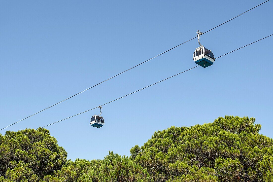 Seilbahnbau in Lissabon, Portugal, Europa.