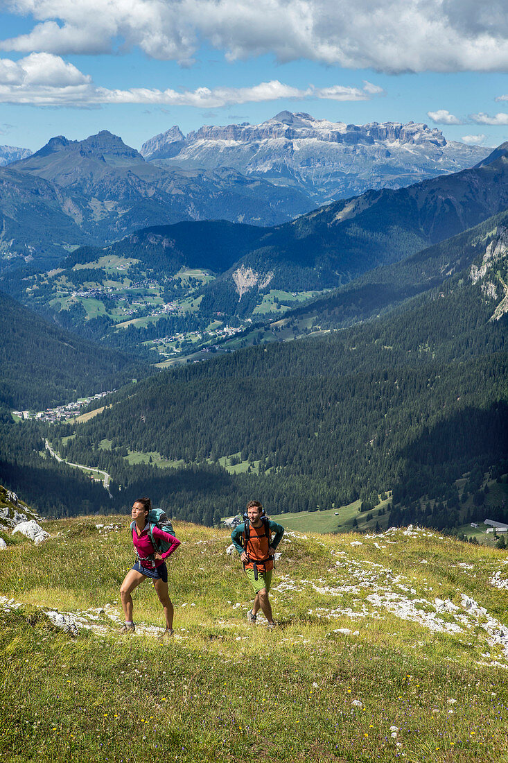 Hiking and trail running on the Alta Via 1 trail in the Dolomites