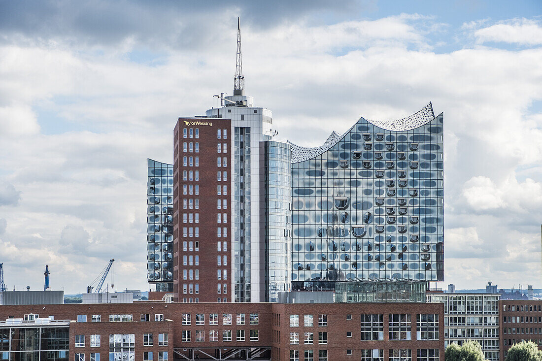 Hamburgs neue Elbphilharmonie, moderne Architektur in Hamburg, Hamburg, Nordeutschland, Deutschland