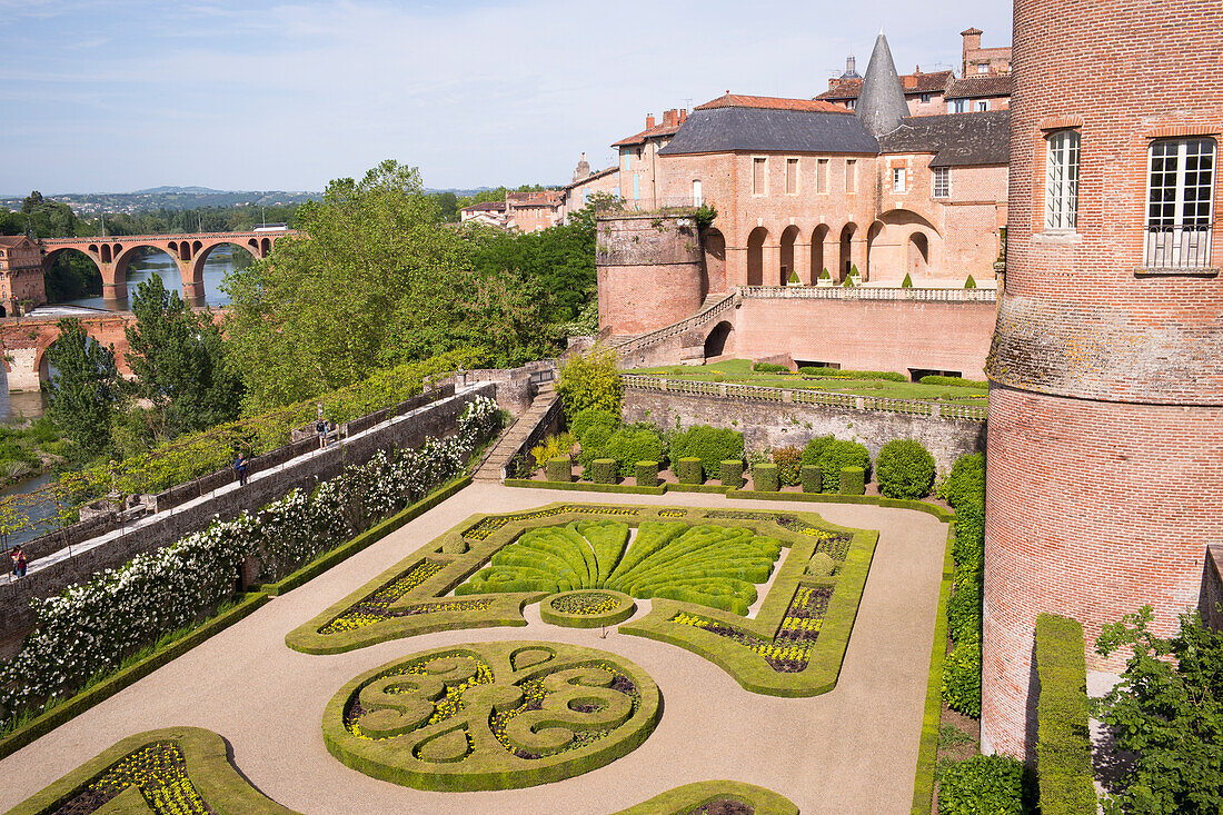 Palastgarten,  Palais de la Berbie,  Bischofspalast,  Toulouse Lautrec Museum,  Albi,  Tarn,  Occitanie,  Frankreich