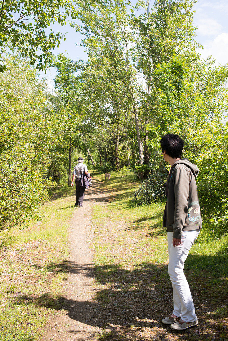 Going for a walk in the parc,  Toulouse,  Haute-Garonne,  Occitanie,  France