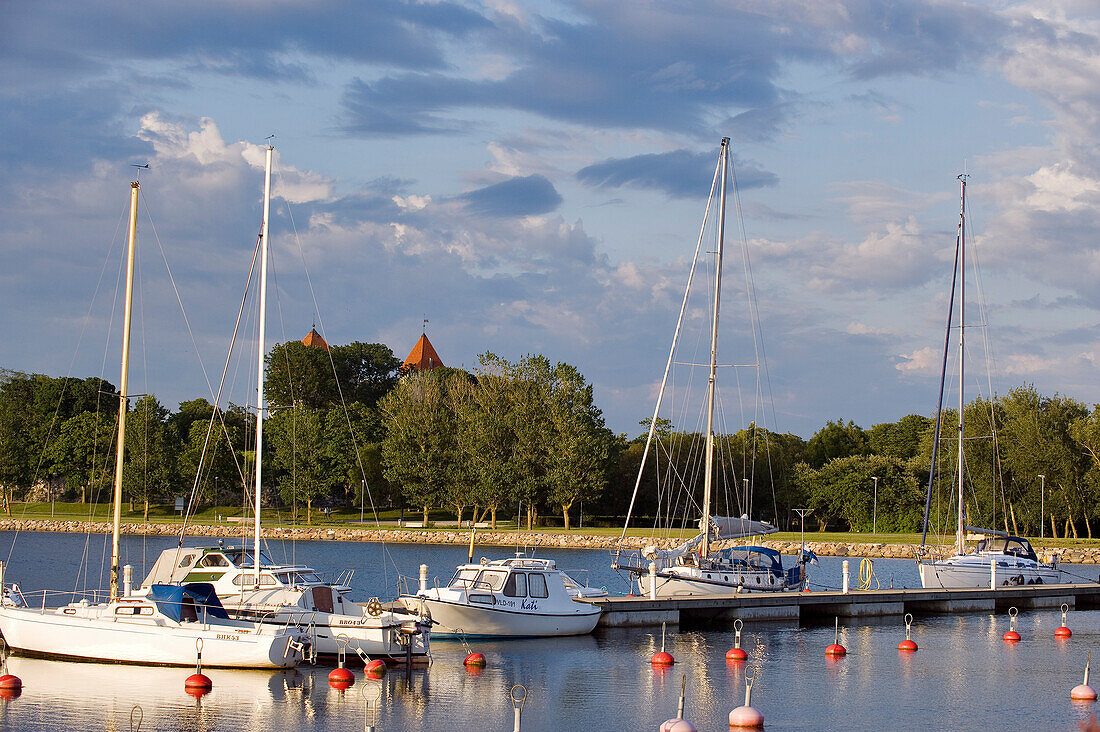 Estonia (Baltic States), Saaremaa Island, Kuressaare Village, the harbour