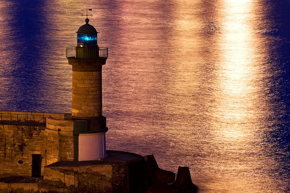 France, Haute Corse, Cap Corse, Bastia, the lighthouse marks out the old harbour entrance
