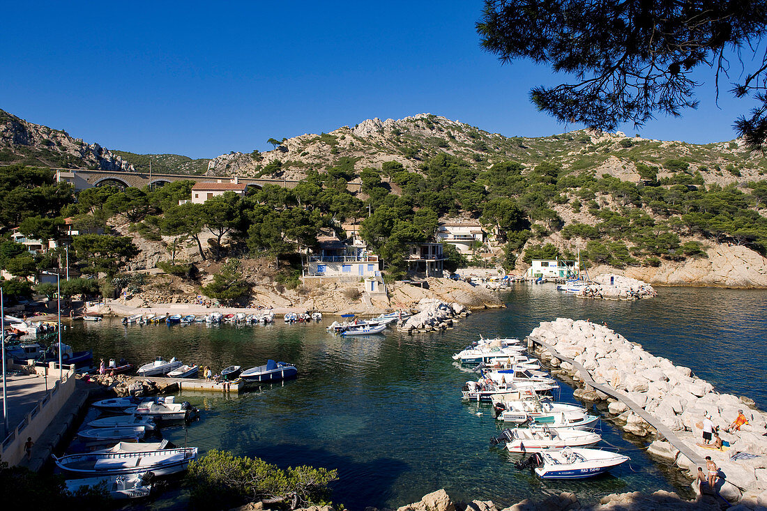 France, Bouches du Rhone, the Cote Bleue (the Blue Coast), the Mejean Calanque