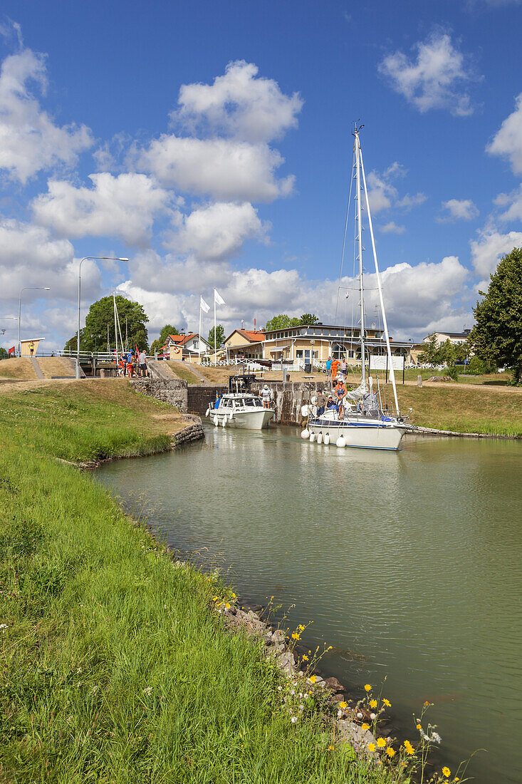 Sailboat in the lock of the Goeta Canal near Berg, close to Linkoeping, oestergoetland, South Sweden, Sweden, Scandinavia, Northern Europe