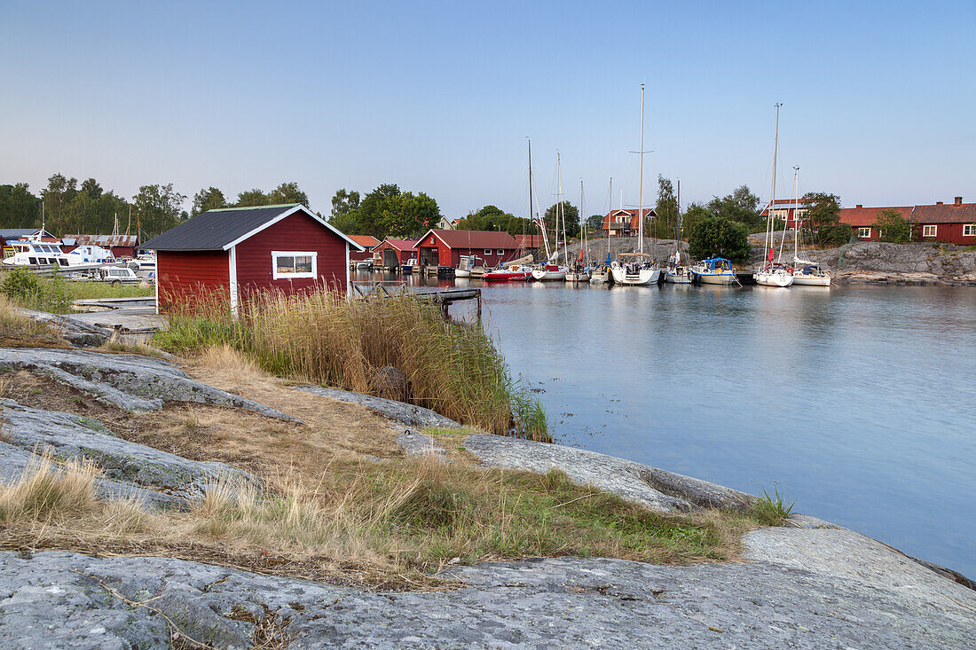 Harbour in Berg on the island of Moeja in Stockholm archipelago, Uppland, Stockholms land, South Sweden, Sweden, Scandinavia, Northern Europe