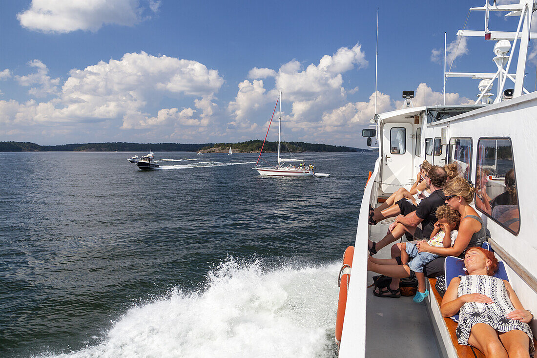 Ferry from the island of Moeja to Vaxholm, Stockholm archipelago, Uppland, Stockholms land, South Sweden, Sweden, Scandinavia, Northern Europe