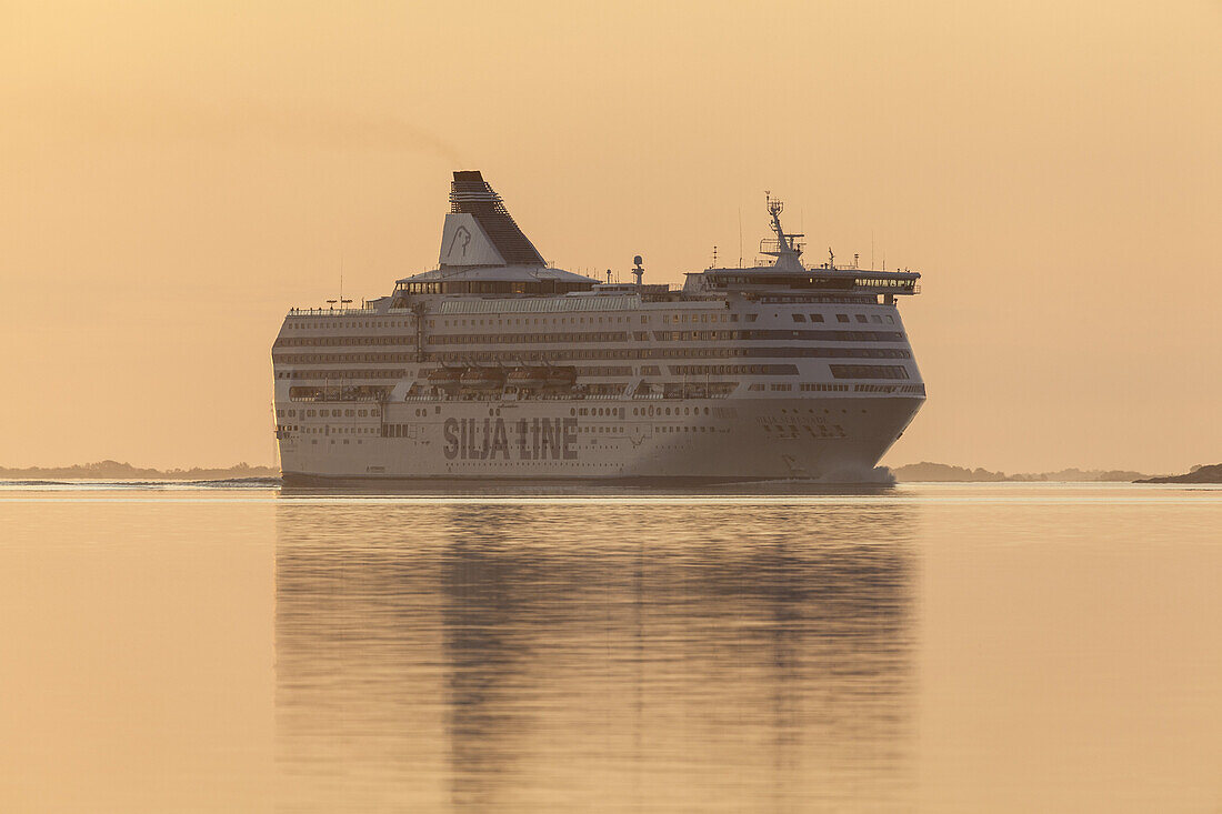 Ferry of Silja Line on the way from Helsinki in Finland to Stockholm in Sweden, Kapellskaer, Uppland, Stockholms County, South Sweden, Sweden, Scandinavia, Northern Europe