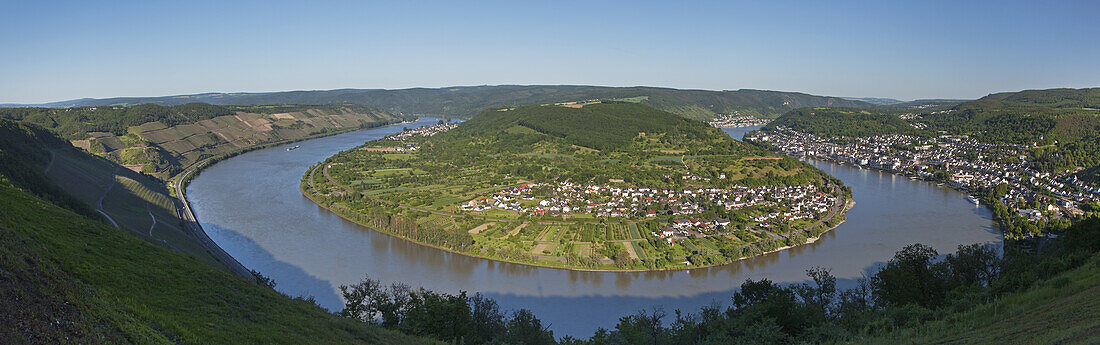 View over the loop of the Rhine near Boppard, Upper Middle Rhine Valley, Rheinland-Palatinate, Germany, Europe