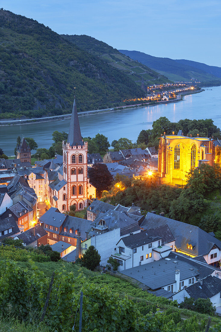 View at the old town of Bacharach by the Rhine, Upper Middle Rhine Valley, Rheinland-Palatinate, Germany, Europe