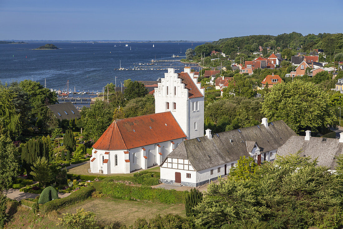 Church Vindeby on Tasinge south of the island Funen by the Svendborg Sund, Danish South Sea Islands, Southern Denmark, Denmark, Scandinavia, Northern Europe