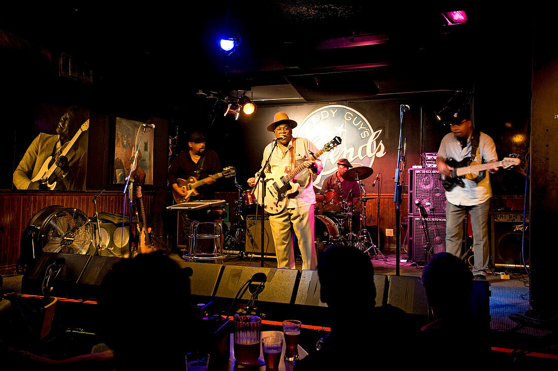 United States, Illinois, Chicago, Jimmy Burns performing at the famous Buddy Guy's Legends blues club in the South Loop area