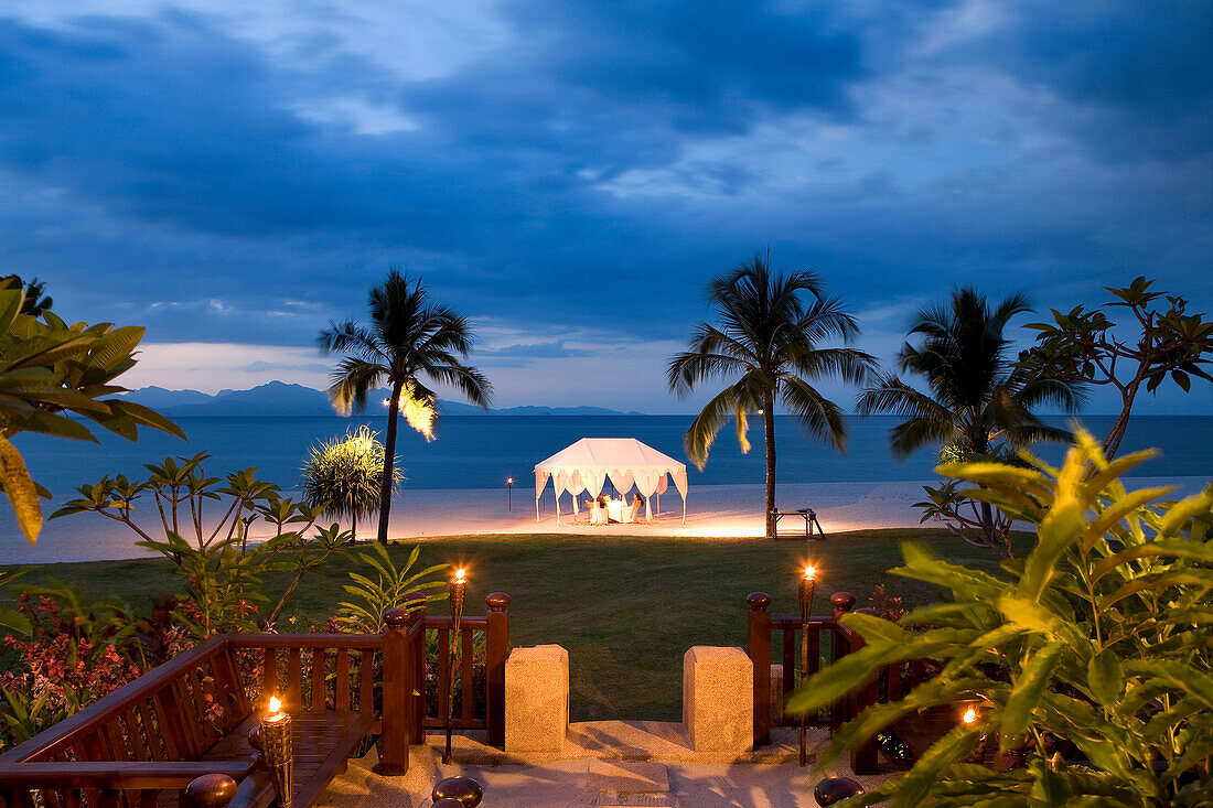 Malaysia, Kedah state, Andaman Sea, Langkawi island, Four Seasons Resort, romantic dinner on Tanjung Rhu beach