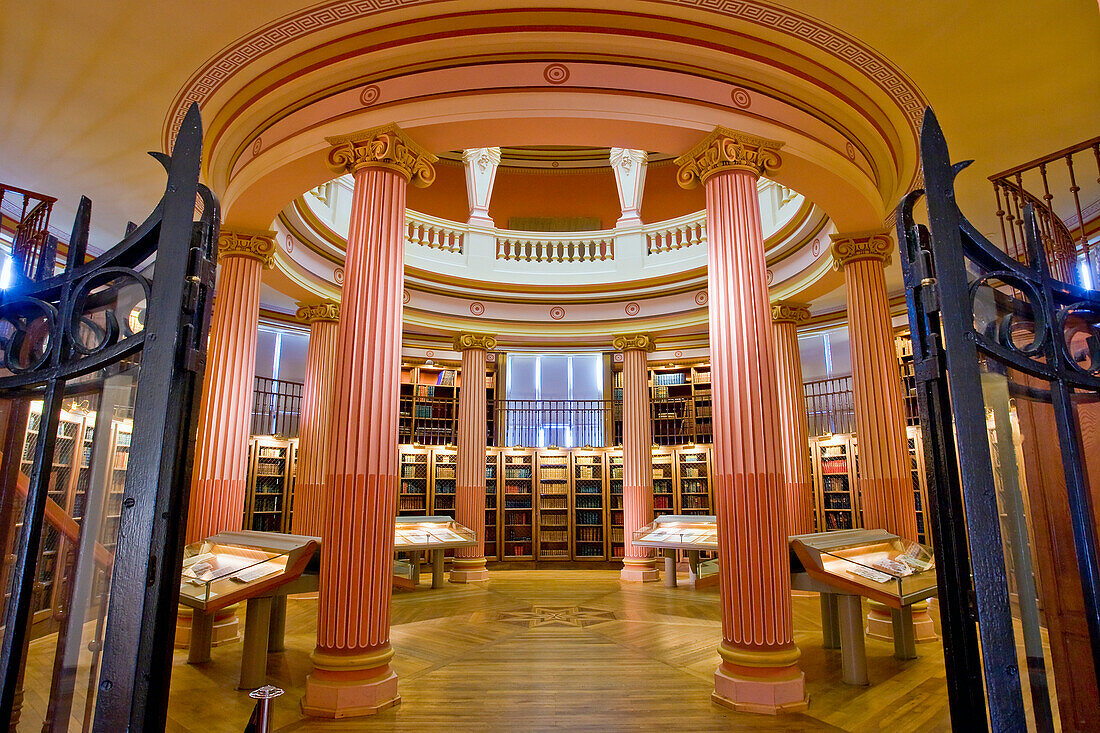 France, Paris, Musee Guimet, library