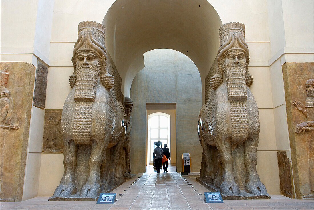 France, Paris, area listed as World Heritage by UNESCO, Louvre Museum, Oriental Antiquities, Khorsabad Courtyard, Assyrian monumental statues of winged bulls, 8th century door gardians of King Sargon II's Palace