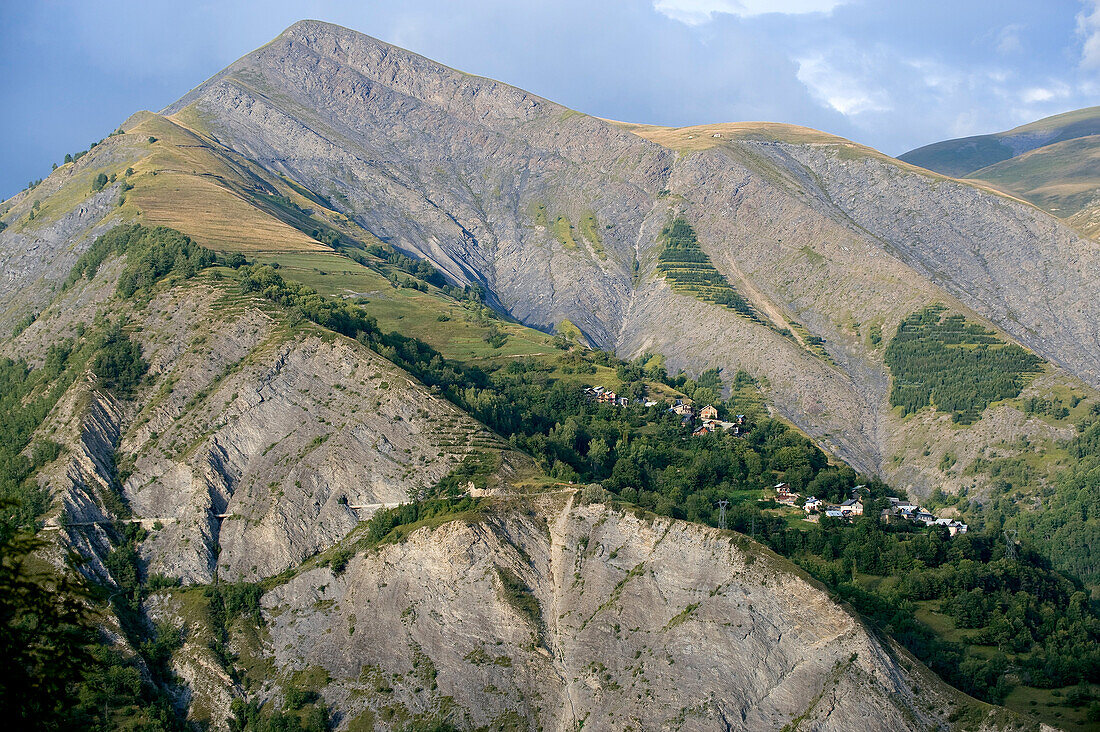 France, Isere, Romanche Valley, Grandes Rousses Massif and Aymes hamlet, town de Mizoin (1309 m)