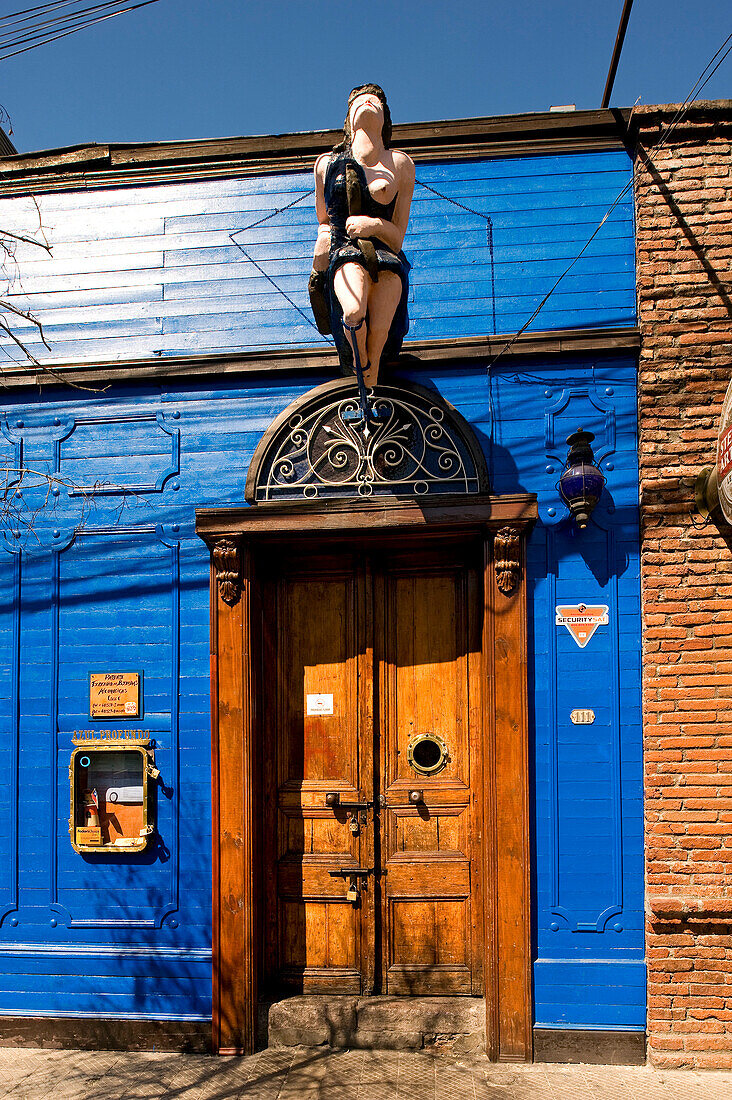Chile, Santiago de Chile, barrio Bellavista, restaurant Azul Profundo