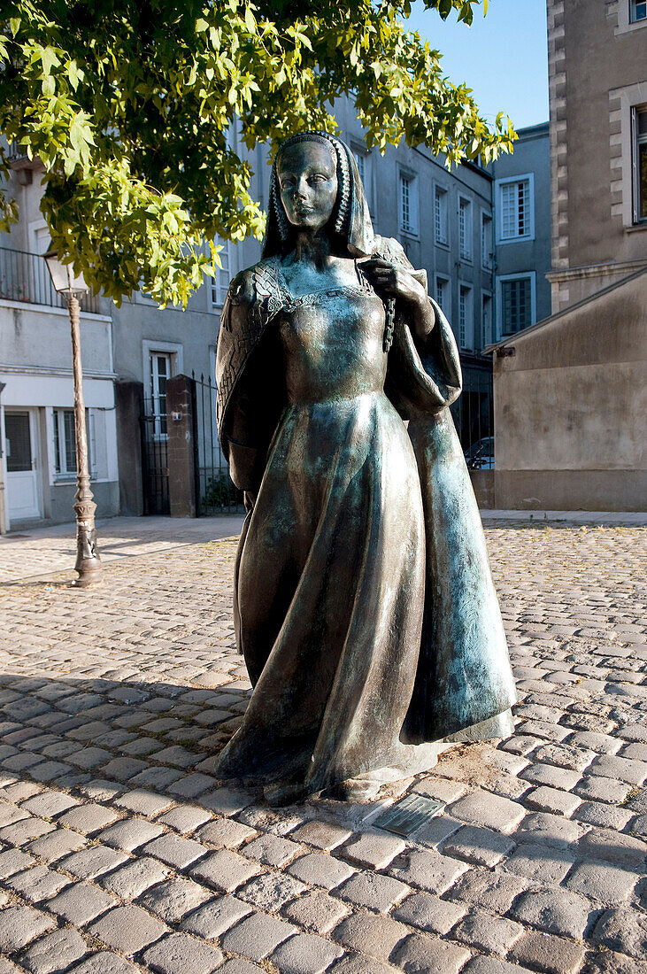 France, Loire Atlantique, Nantes, European Green Capital 2013, statue of Anne de Bretagne