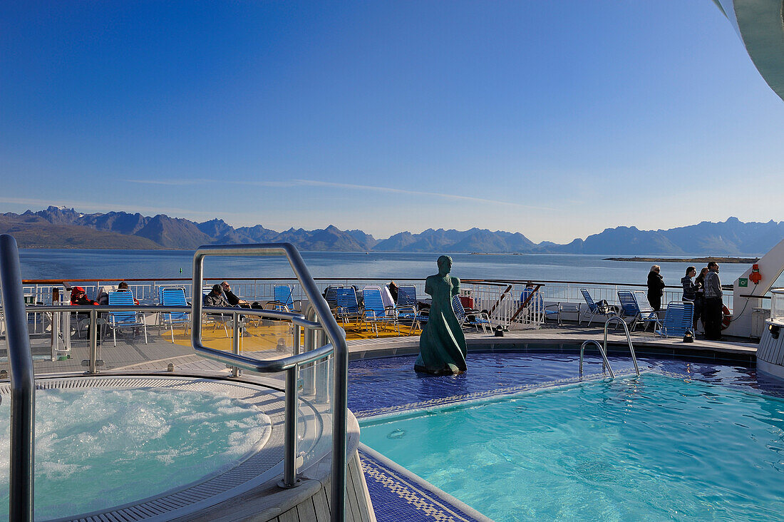 Norway, Nordland County, Vesteralen Islands, the Coastal Express (Hurtigruten)