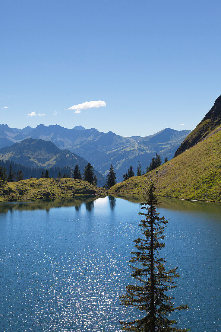 Lake Seealpsee, at Nebelhorn, near Oberstdorf, Allgaeu Alps, Allgaeu, Bavaria, Germany