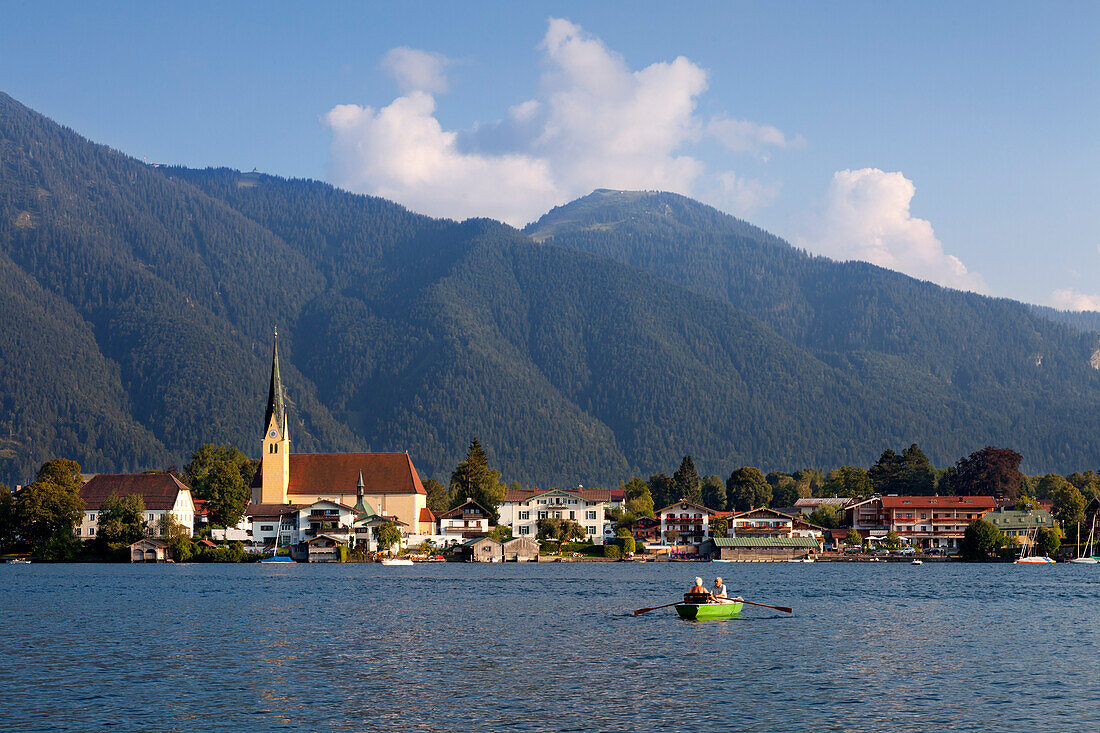 Rottach-Egern am Tegernsee, Mangfallgebirge, Bavaria, Germany