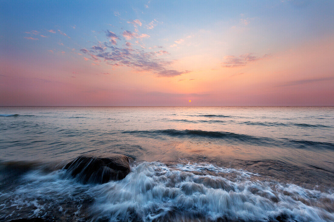 Sunrise at the chalk cliffs, Jasmund national park, Ruegen, Baltic Sea, Mecklenburg-West Pomerania, Germany