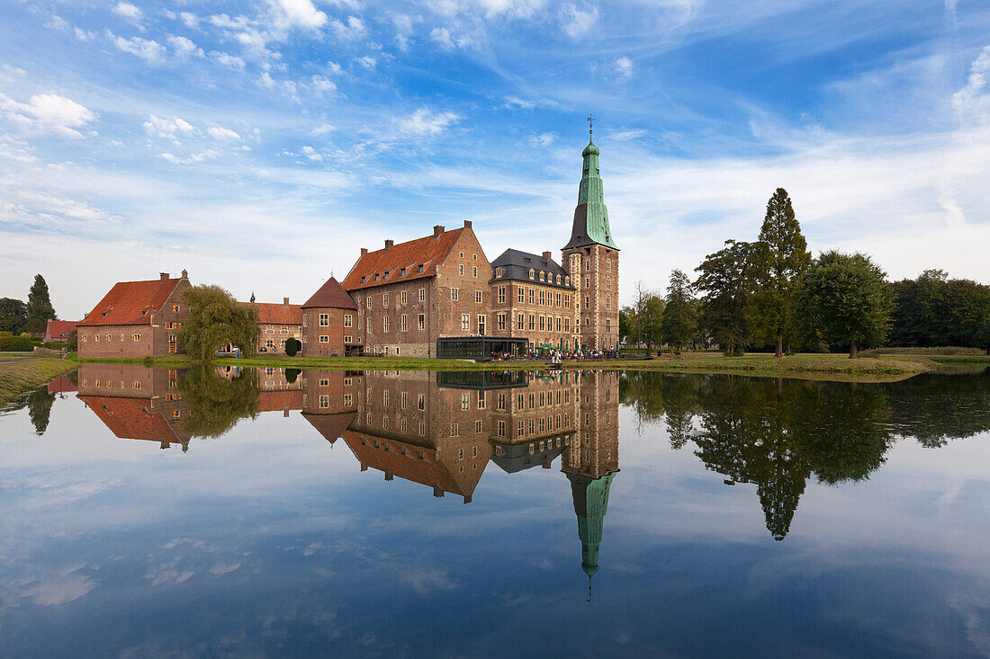 Wasserschloss Burg Raesfeld, Münsterland, Nordrhein-Westfalen, Deutschland