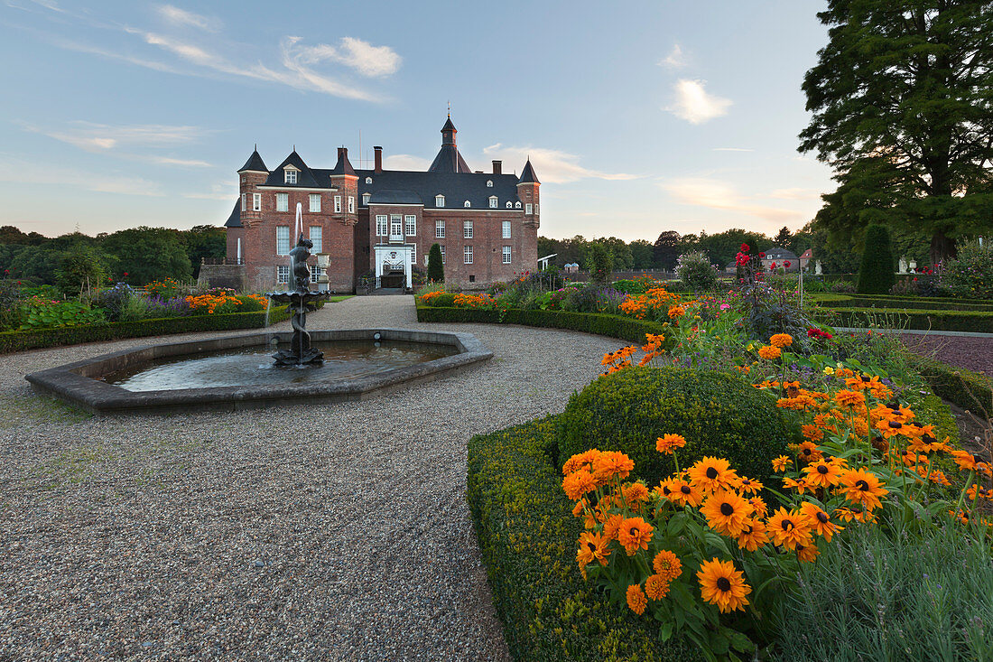 Park at Anholt moated castle, near Isselburg, Muensterland, North-Rhine Westphalia, Germany