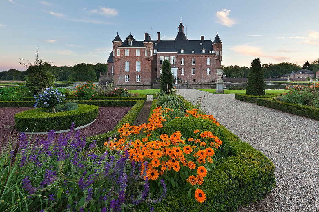 Park at Anholt moated castle, near Isselburg, Muensterland, North-Rhine Westphalia, Germany