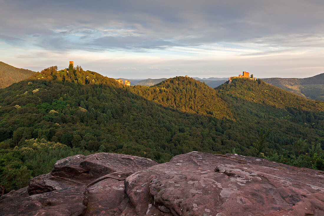 View to Scharfenberg, Anebos and Trifels castle, near Annweiler, Palatinate Forest, Rhineland-Palatinate, Germany