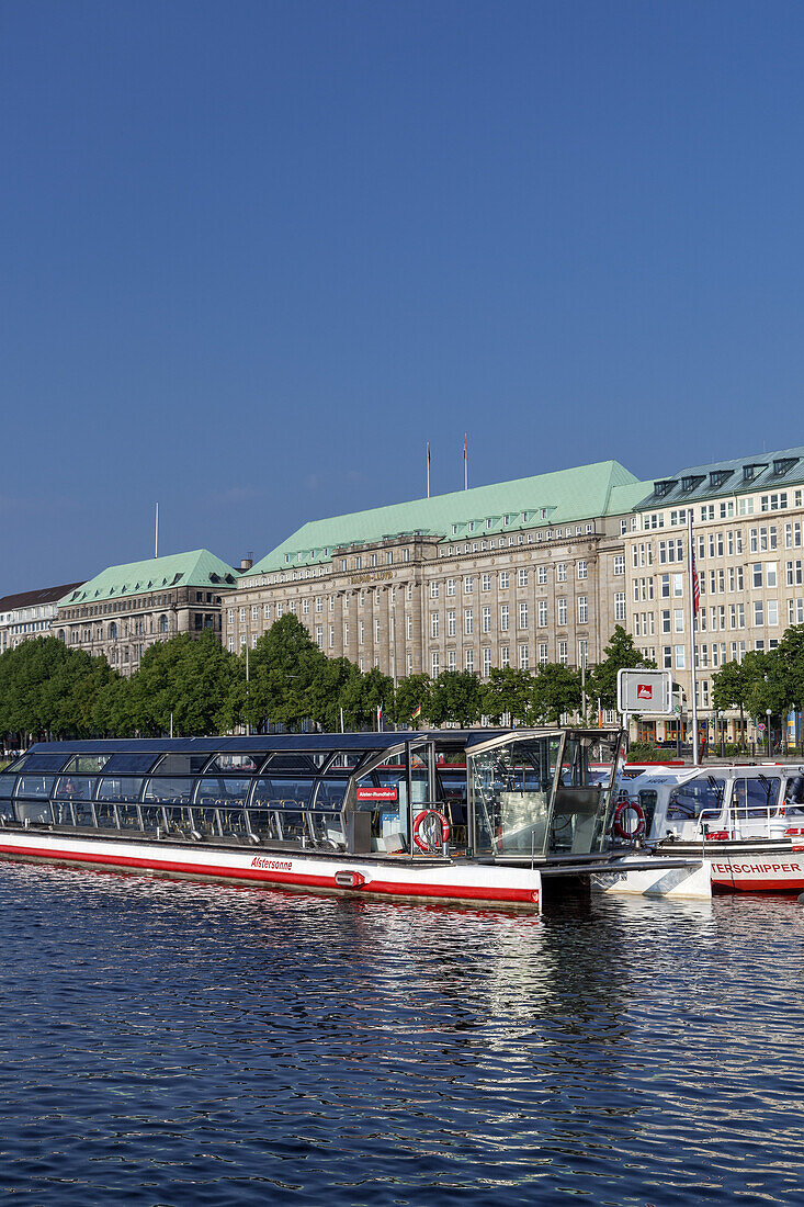 Bootsanleger an der Binnenalster, Altstadt, Hansestadt Hamburg, Norddeutschland, Deutschland, Europa