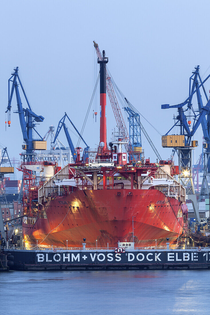 View from jetties  St.-Pauli-Landungsbrücken of port of Hamburg and Dock Blohm + Voss Elbe 17, Hanseatic City Hamburg, Northern Germany, Germany, Europe