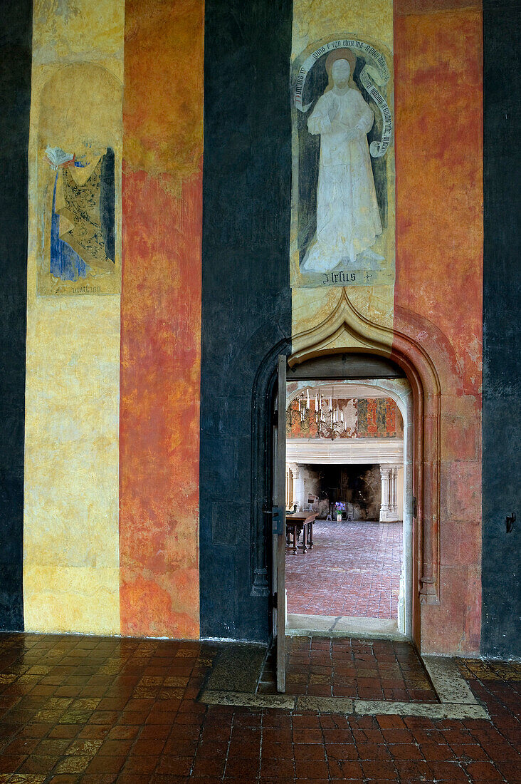 Frankreich, Côte d'Or, Châteauneuf en Auxois, beschriftet Die Schönsten Dörfer Frankreichs (Die schönsten Dörfer von Frankreich), das Schloss, das Grand Logis, die Kapelle von 1481