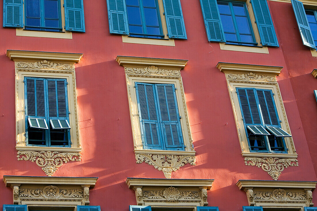 France, Alpes Maritimes, Nice, Old Town, Quai Cassini, window