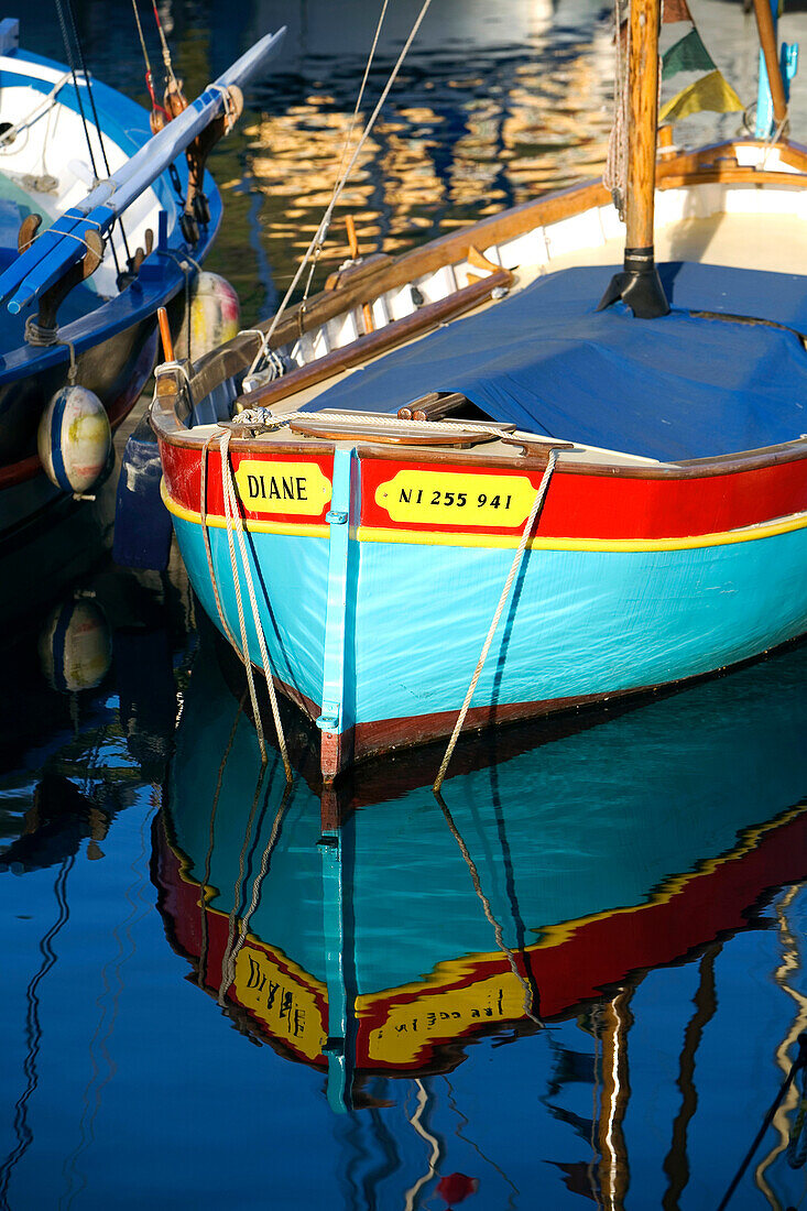 France, Alpes Maritimes, Nice, old harbour, pointus boats (traditional Mediterranean boats)