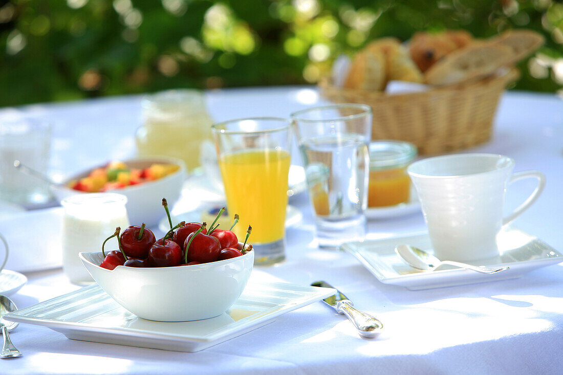 Frankreich, Vaucluse (84), Luberon, Lourmarin, la Feniere Inn, Frühstück