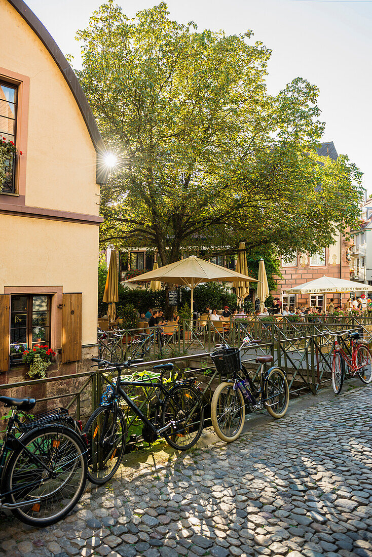 Fischerau, Altstadt, Freiburg im Breisgau, Schwarzwald, Baden-Württemberg, Deutschland