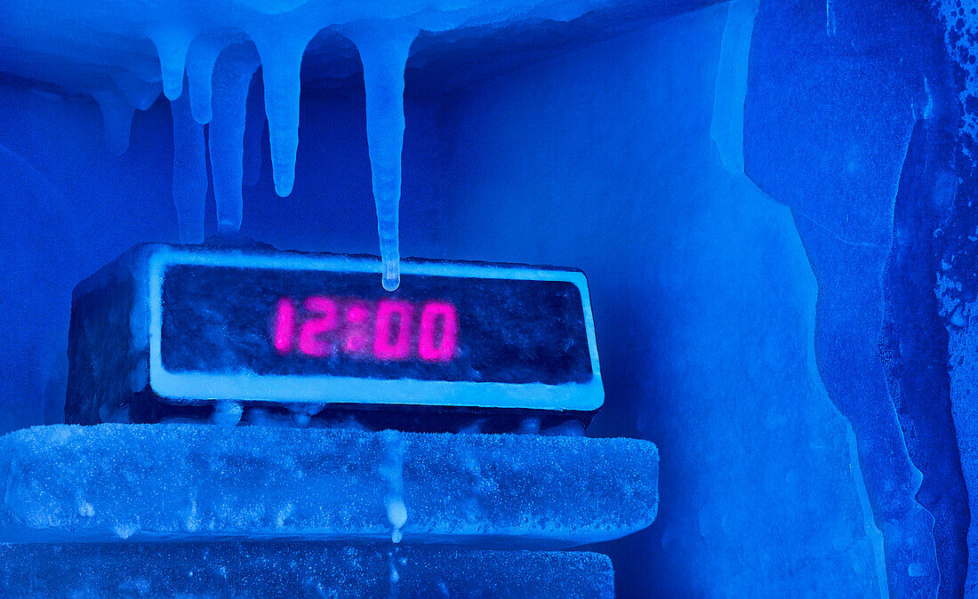Frozen alarm clock