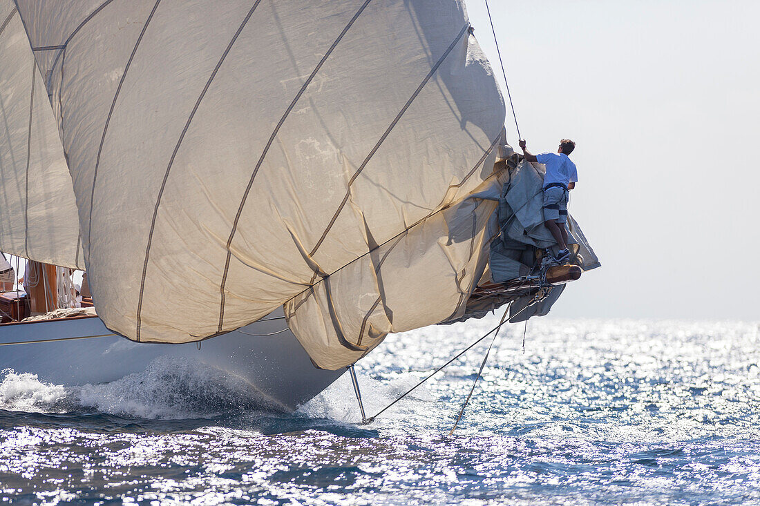 'Big Class Cutter ''Cambria'', Konstrukteur William Fife  1928, Klassiker-Segelregatta ''Régates Royales'', Cannes, Côte d'Azur, Frankreich'