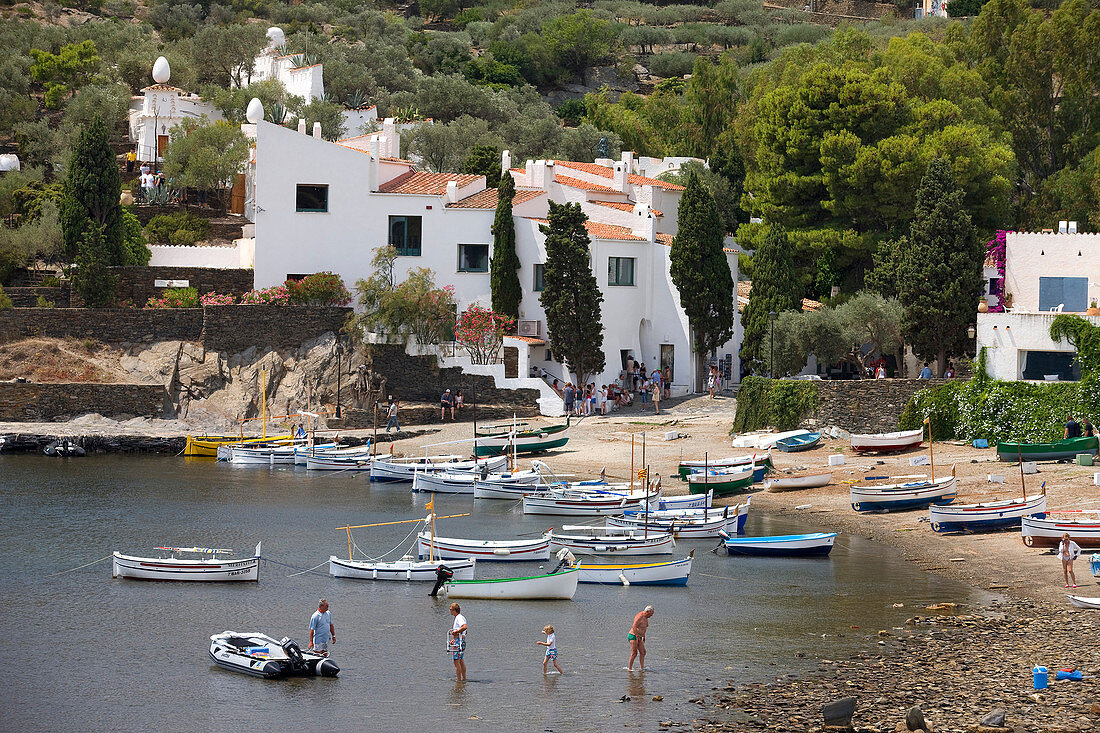 Spain, Catalonia, Costa Brava, Cadaques, Port Liigat, the Salvator Dali's house and museum built in the place of former fishermen houses