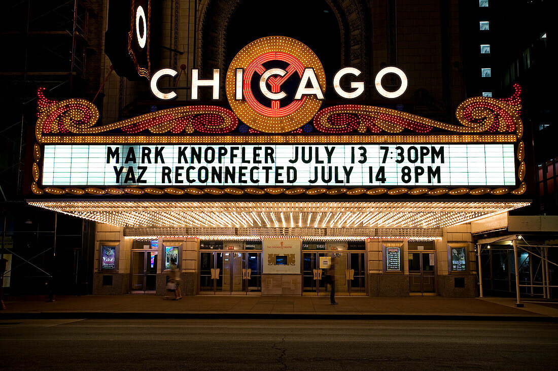 United States, Illinois, Chicago, Loop District, the Chicago Theater built in 1921, former vaudeville theatre and cinema