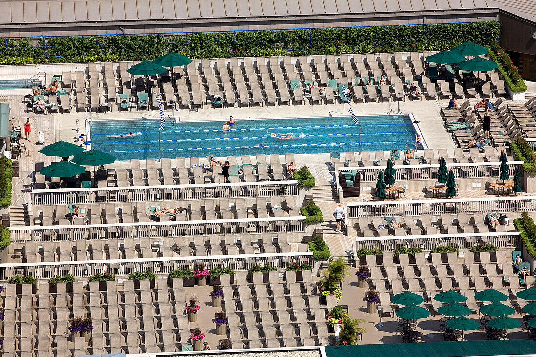 United States, Illinois, Chicago, River North District, open air pool on the top of a building