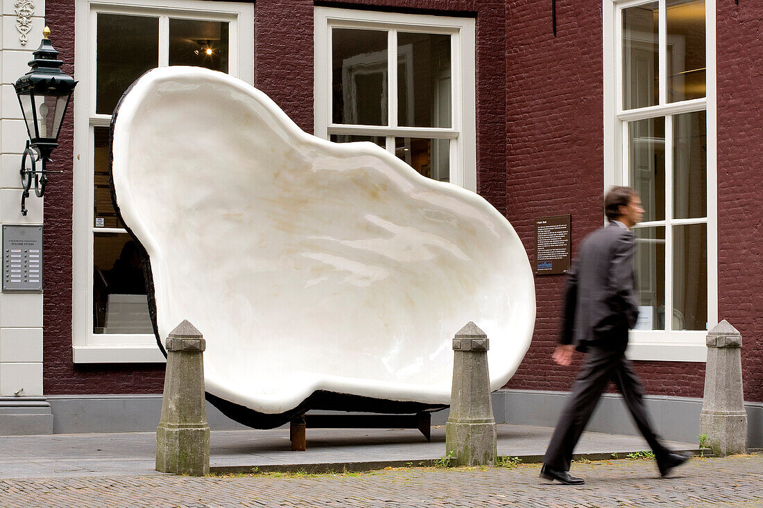 Netherlands, Southern Holland Province, The Hague, square of Pulchri Studio, the work of Marisja Smit called Oyster