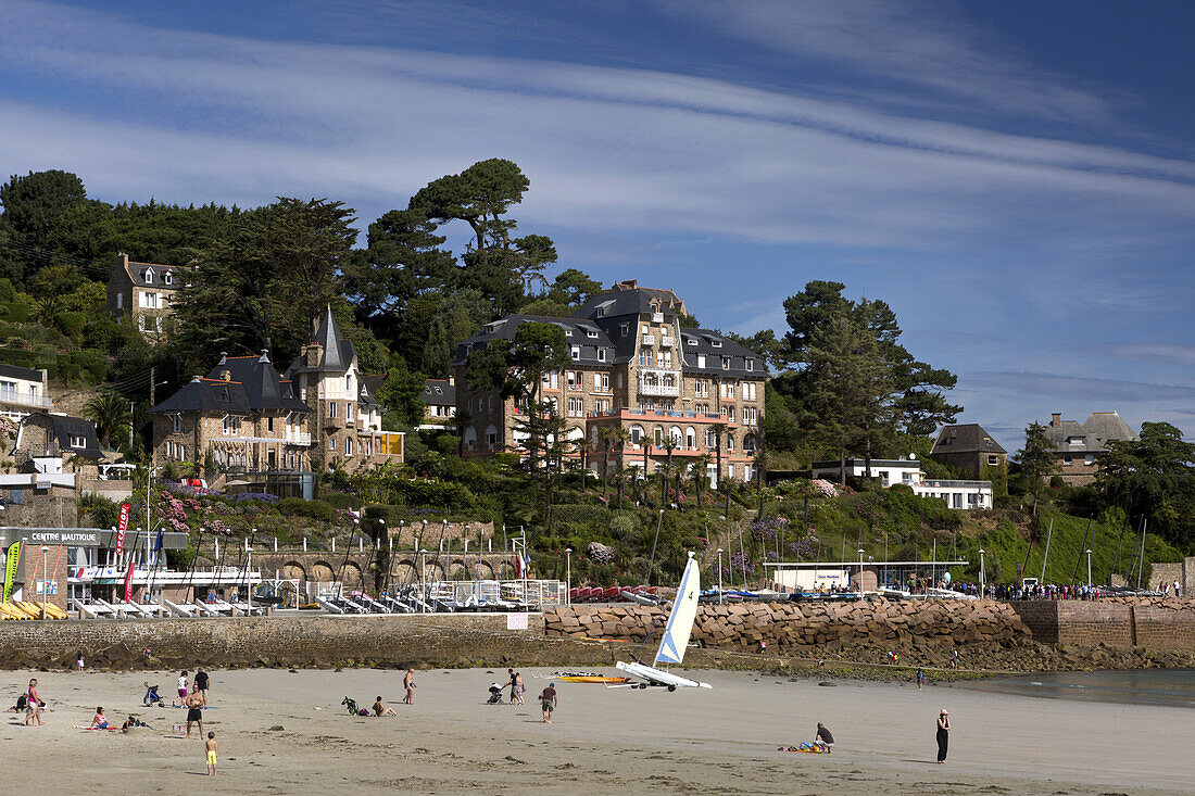 Trestraou Strand in der Bretagne Rose, Bretagne, Frankreich