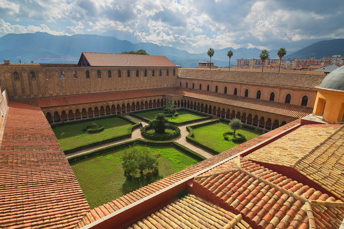 Cloister, Cathedral of Monreale, Monreale, Palermo, Sicily, Italy, Europe