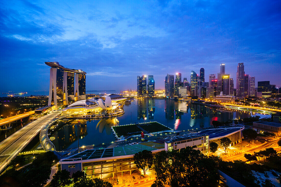 The towers of the Central Business District and Marina Bay by night, Singapore, Southeast Asia, Asia