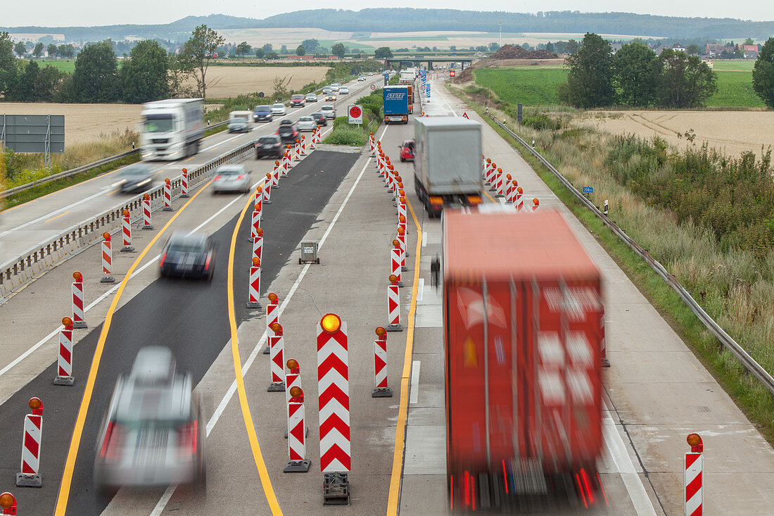 German Autobahn, A 7, motorway maintenance, roadworks, repair, safety measures, freeway, speed, speed limit, traffic, job, danger, infrastructure, Germany