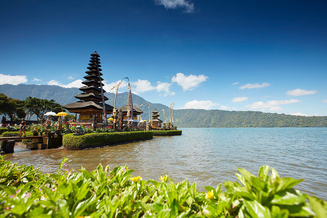 Pura Ulun Danu Beratan, Bratan Sea, Bali, Indonesia