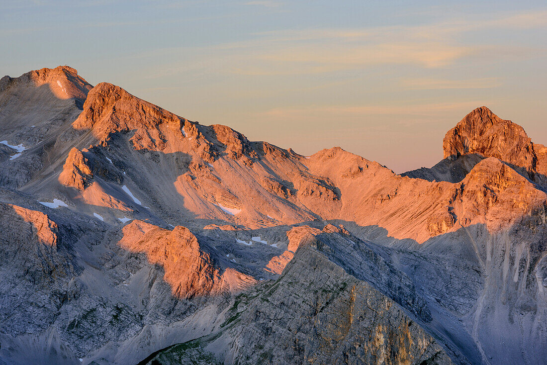 Seekarspitze and Breitgrieskarspitze, from Oestliche Karwendelspitze, Natural Park Karwendel, Karwendel range, Tyrol, Austria